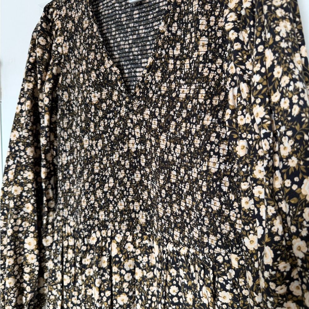 Old Navy Black and Cream Smocked Patterned Dress